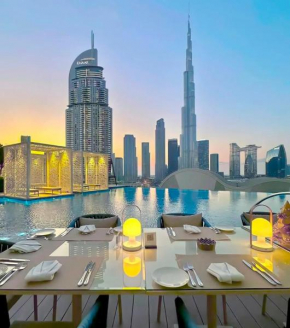 4BR Luxury with Sky pool & Sky views of Burj Khalifa